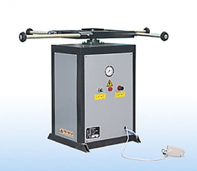 是什么原因?qū)е码p組份打膠機(jī)壓力不足？